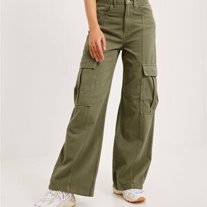 ONLY High Waist Extra Wide Leg Utility Cargo Pants in Olive Green